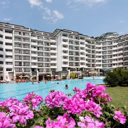 Private Studio In Emerald Beach Апарт-отель