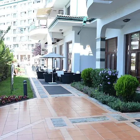 Private Studio In Emerald Beach Апарт-отель 5*