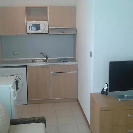 Апарт-отель Private Studio In Emerald Beach