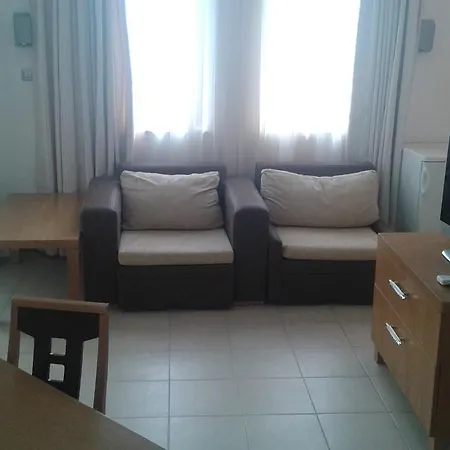 Апарт-отель Private Studio In Emerald Beach 5*