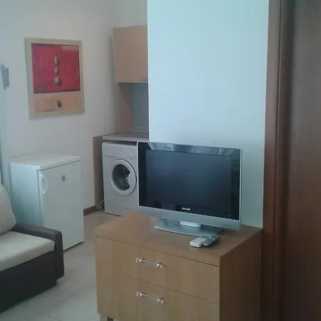 Private Studio In Emerald Beach 5*