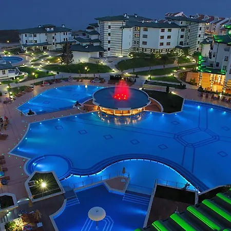 Апарт-отель Private Studio In Emerald Beach Равда